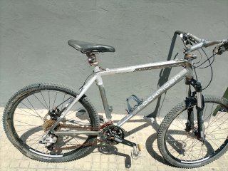 Bicicleta Montaña Rockrider 8.1 Usada