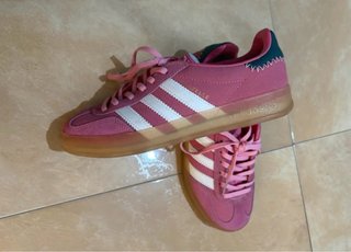 Zapatillas Adidas Rosa y Blanco