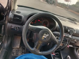 SEAT Leon 2004
