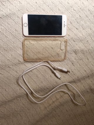 iPhone  32GB Oro Rosa Batería Original + cable