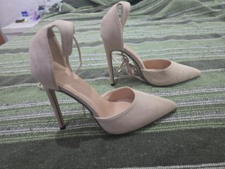 Zapatos tacón fino beige T37