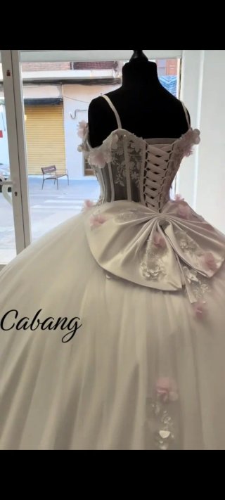 Vestido de Quinceañera Blanco y Rosa