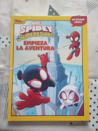 Comic spidey y sus amigos