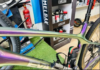 Bicicleta Gravel Carbono Evil Di2