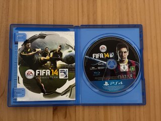 Lote 4 Giochi PS4 FIFA (14, 17, 18, 19)