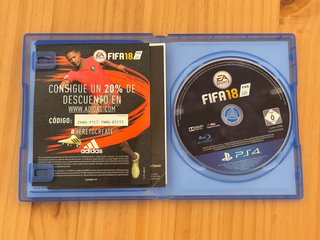 Lote 4 Giochi PS4 FIFA (14, 17, 18, 19)