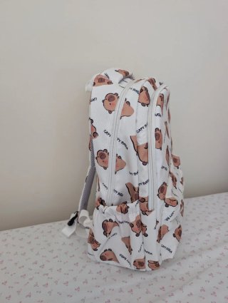 Mochila Capibaras con estampado