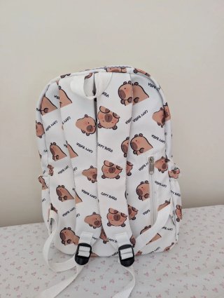Mochila Capibaras con estampado