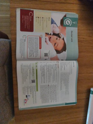 Libro English, CFGS Sanidad.