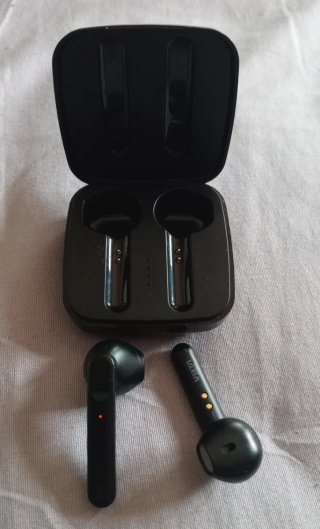 Auriculares inalámbricos negros