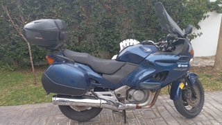 Honda NTV 650 Deauville 2004