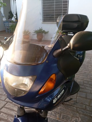 Honda NTV 650 Deauville 2004