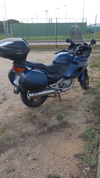 Honda NTV 650 Deauville 2004