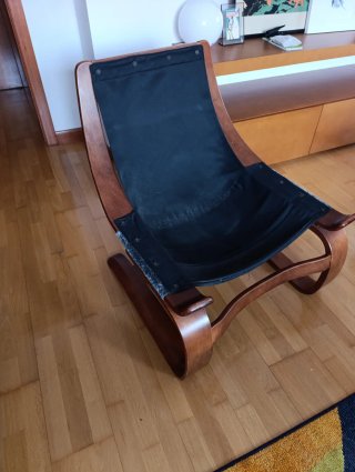 Sillón de madera tapizado amarillo/mostaza