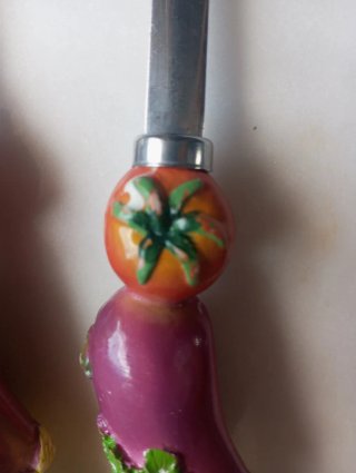 Posate da insalata con manici decorati
