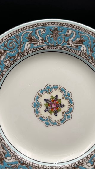 Wedgwood Florentine 9 Piatti Piani con difetti