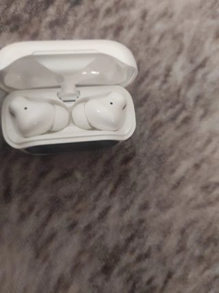 Airpods con pantalla como nuevos