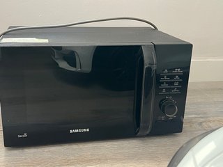 Microondas Samsung Negro