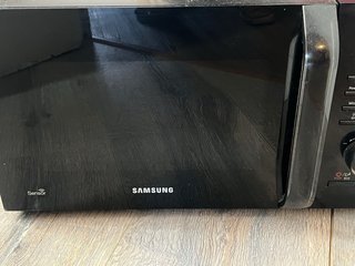 Microondas Samsung Negro