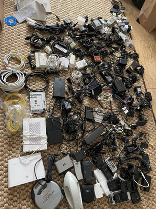 Lote de cables y adaptadores Precio negosiable