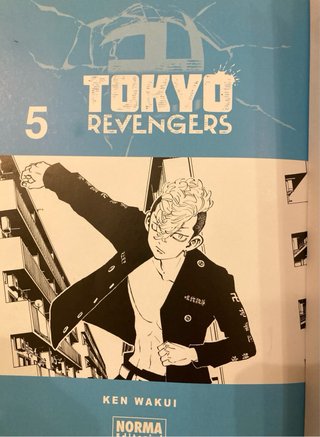 Manga Tokyo Revengers Nº 5. ¡Como nuevo!