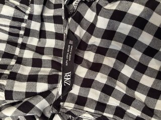 Camisa cuadros vichy manga larga Zara.