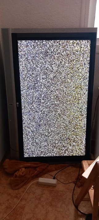 Televisión LG Gris
