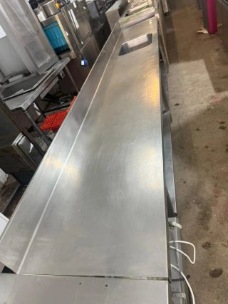 Mesa de acero inoxidable