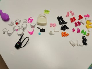 Camper Barbie con 11 Barbie e accessori
