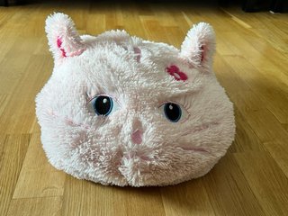 Calienta pies suave con forma de gato 43x33x20