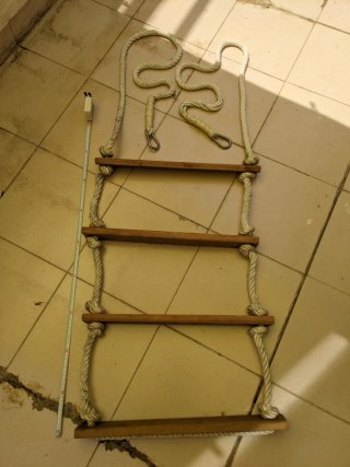 Escalera de cuerda náutica