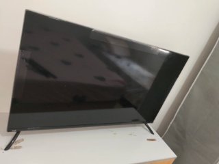 smart tv 90x50