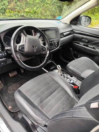 Mitsubishi Outlander 2019