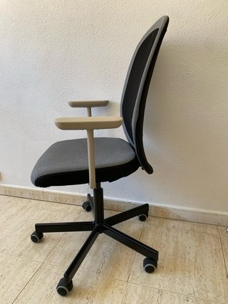 Silla de Oficina Ergonómica Gris