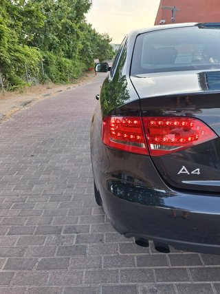 Audi A4 2.0 TFSI manual