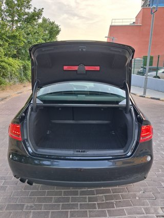 Audi A4 2.0 TFSI manual
