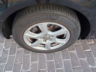 Audi A4 2.0 TFSI manual