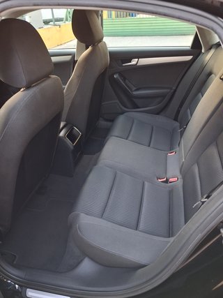 Audi A4 2.0 TFSI manual