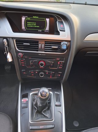 Audi A4 2.0 TFSI manual