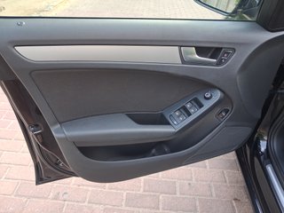 Audi A4 2.0 TFSI manual
