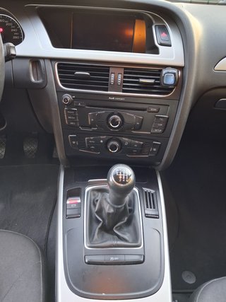 Audi A4 2.0 TFSI manual
