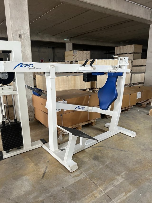 Máquina de Gimnasio ocasion y semi-nueva