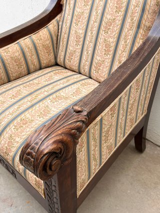 Sillón antiguo madera -2 Uds disponibles