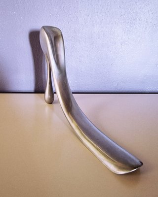 L'iconico Calzascarpe firmato Manolo Blahnik!