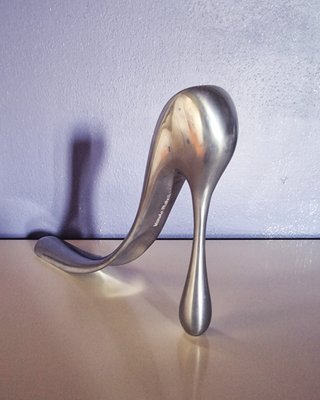 L'iconico Calzascarpe firmato Manolo Blahnik!