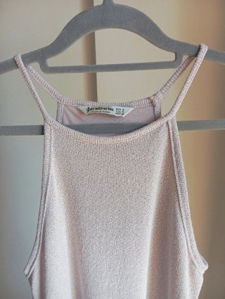 Vestido MIDI beige y sandalias esparto