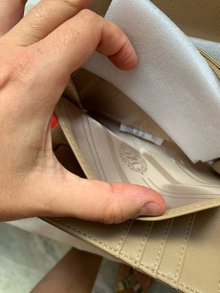 Cartera CH Beige y Dorada
