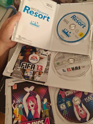 Nintendo Wii Nera con confezione + 3 Giochi