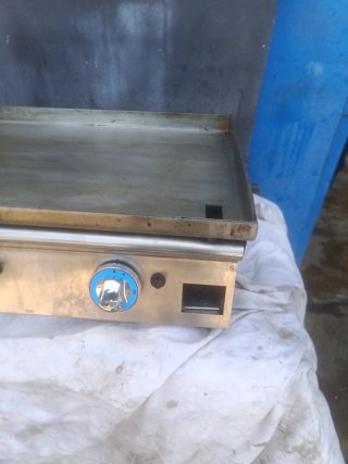 Plancha de dos fuegos