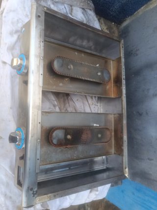 Plancha de dos fuegos